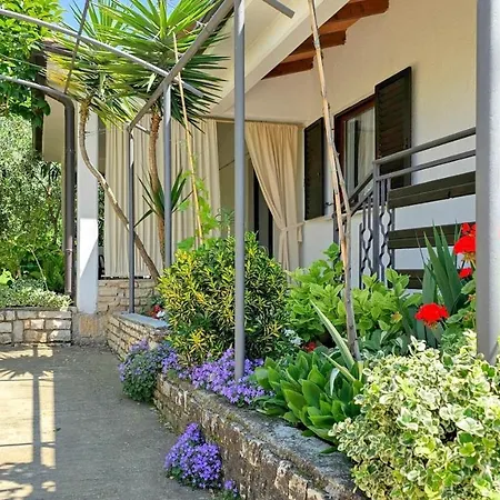 Pjerina Four Apartment