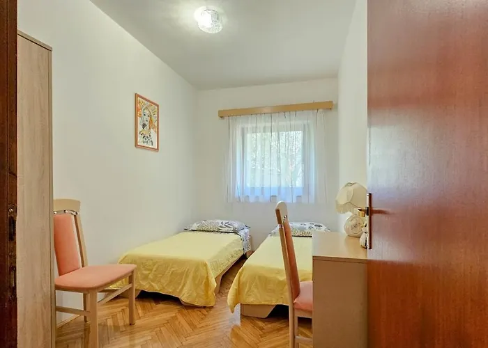 Lejlighed Pjerina Four *