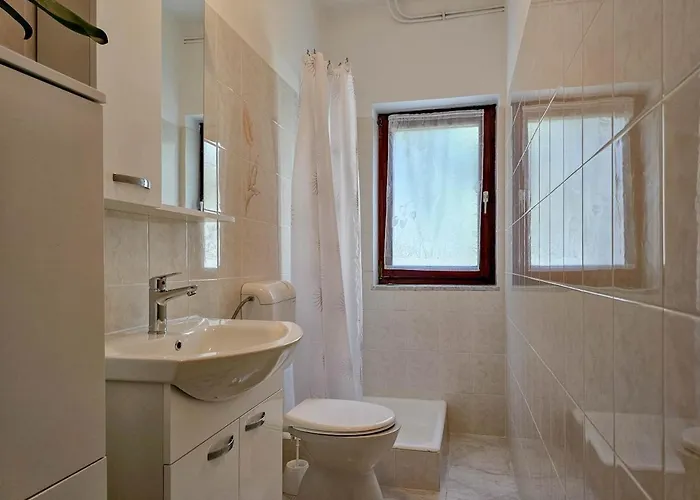 Lejlighed Pjerina Four