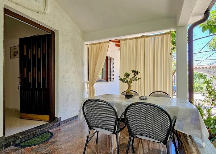 Pjerina Four Διαμέρισμα *