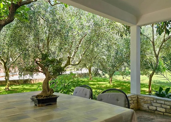 Lejlighed Pjerina Four *