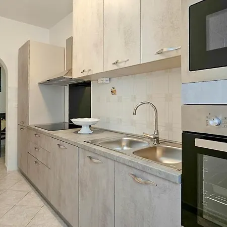 Daire Pjerina Four Novigrad Istria