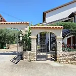 Apartamento Pjerina Four